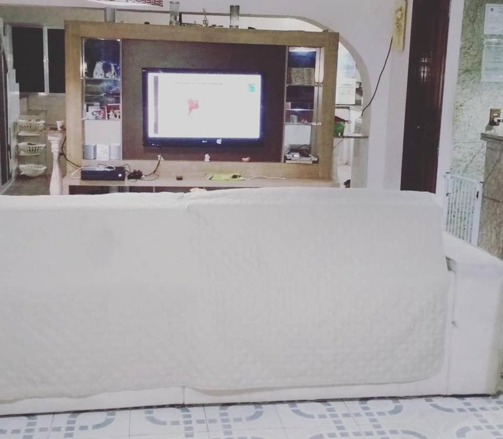 Hospedaria Divina Adega Guest House Cabo Frio Ngoại thất bức ảnh